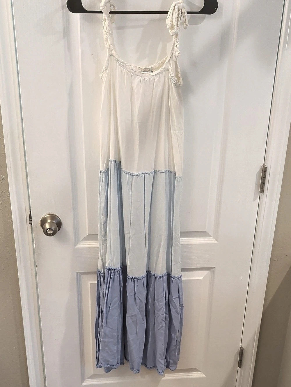 bindu Maxi Dress in White & Blue Size Small Like New